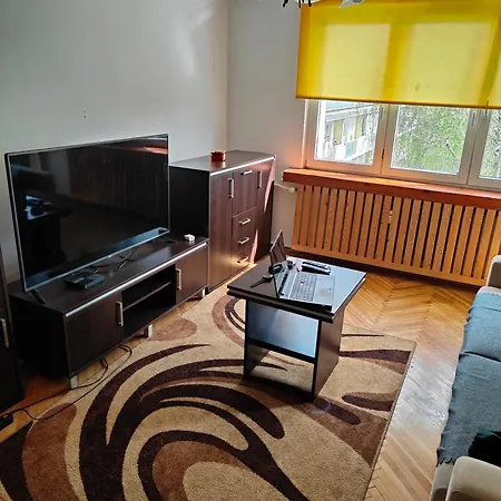 Cale Mieszkanie 2 Pokojowe Na Wylacznosc Centrum Czestochowy, Bardzo Blisko Jasnej Gory, 2 Duze Lozka Czestochowa Exterior photo